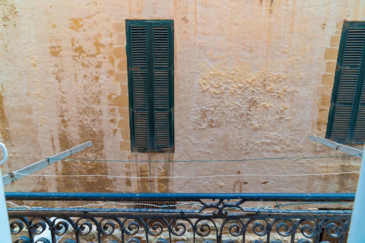 Central Valletta Townhouse-Hosted By Sweetstay Valeta Exterior foto